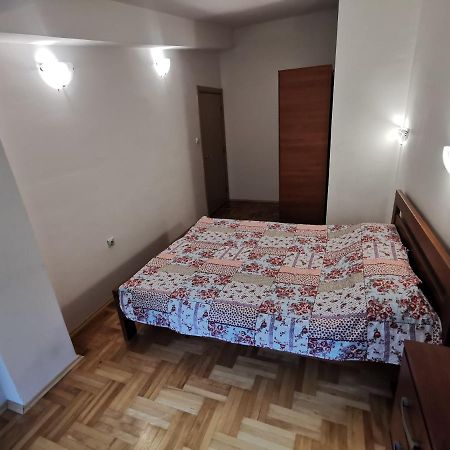 Zagrebska Flat Lejlighed Skopje Eksteriør billede